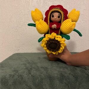 Handmade Crochet Flower Arrangement virgen de Guadalupe